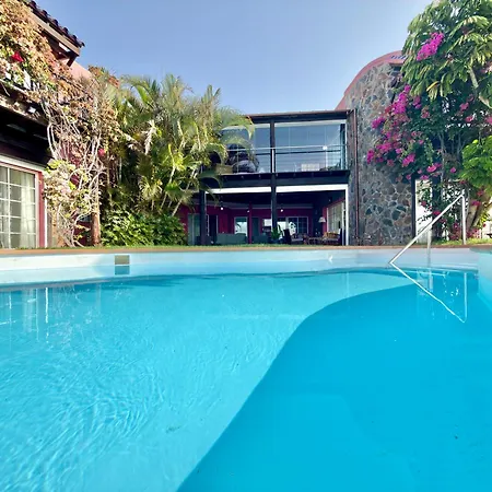 Dara Villa